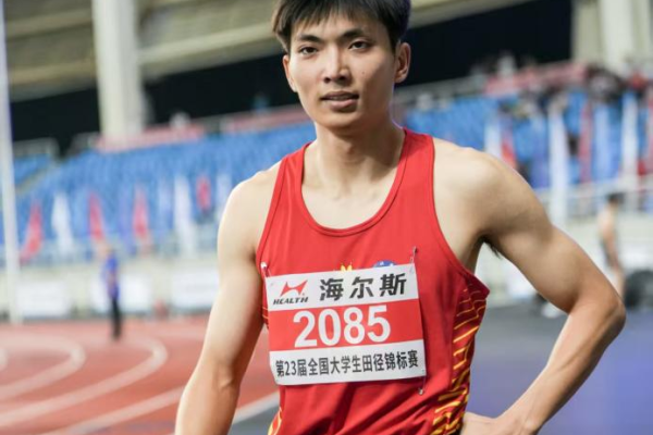 追风少年，简浩宇！