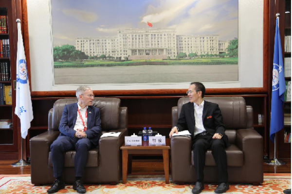 英国格拉斯哥大学校长Andy Schofield一行来校访问